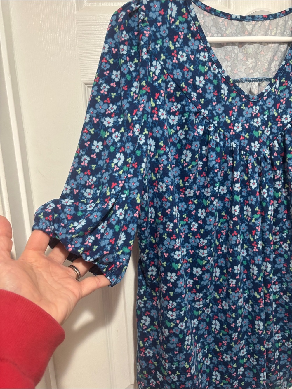 Blue Floral 1/2 Sleeve Soft V Neck Women's Swing Top - Picture 5 of 7